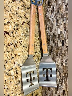 Set of 2 T-Mobile Spatulas with Bottle Openers at the ends NWOT